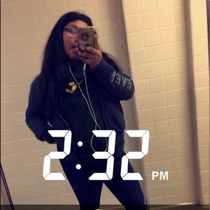 Meet your Posher, Daysi